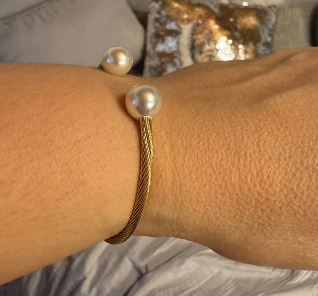 Bangle con Perlas